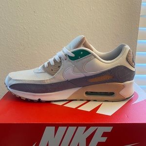 NIKE AIR MAX 90 SE